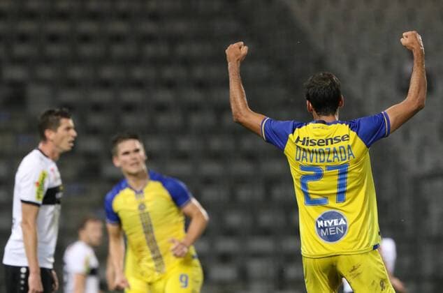 SOCCER - EL quali, Altach vs Tel Aviv INNSBRUCK,AUSTRIA,17.AUG.17 - SOCCER - UEFA Europa League qualification, SCR Altach vs Maccabi Tel Aviv. Image shows the rejoicing of Ofir Davidzada (Maccabi). GEPAxpictures xAndreasxPranter