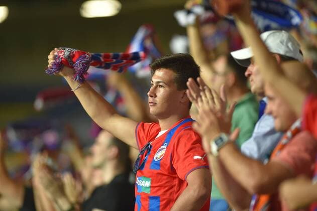 Fans of Plzen attends the 4th round of the play-off UEFA Europa League soccer match FC Viktoria Plzen vs AEK Larnaka in Pilsen, Czech Republic, on August 17, 2017. (CTKxPhoto SlavomirxKubes) CTKPhotoP201708170880801  KBS_0049