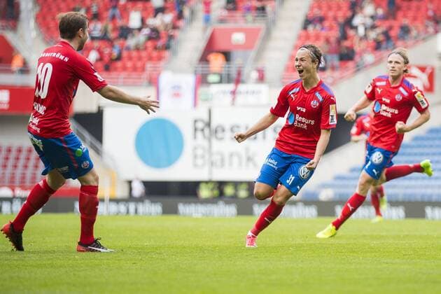 170820 Helsingborgs Alex Timossi Andersson jublar efter att ha gjort 1-0 under en fotbollsmatch mellan Helsingborg och GAIS den 20 augusti 2017 i Helsingborg.  Copyright: MATHILDAxAHLBERG BB170820MA032