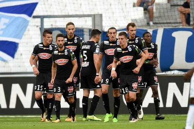 24 ROMAIN THOMAS (sco) - 07 Karl TOKO EKAMBI (sco) - 03 Yoann ANDREU (sco) - 15 Pierrick CAPELLE (sco) - 04 Mateo PAVLOVIC (sco) - JOIE FOOTBALL : Marseille vs Angers - Ligue 1 Conforama - 20 08 2017 FEP Panoramic 