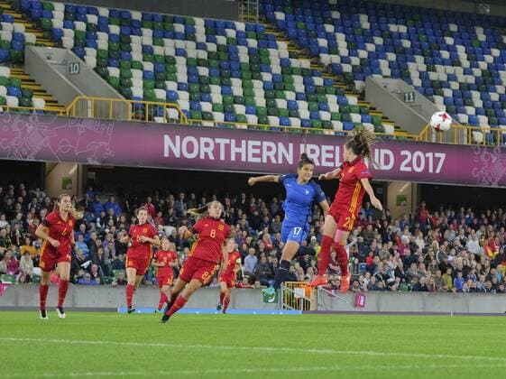 20th August 2017, Windsor Park, Belfast, Northern Ireland; Womens U19s European Championship EM Europameisterschaft Final; Spain versus France; Mathilde Bourdieu of France goes up for the header challenged by Ona Batlle of Spain xNigelxCookex  ActionPlus11919297