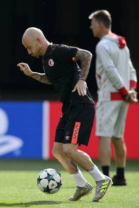Player Miroslav Stoch (left) and Head Coach Jaroslav Silhavy in action during the training session of the SK Slavia Praha prior to the UEFA Champions League play offs second leg soccer match between APOEL FC and SK Slavia Praha at Eden Arena in Prague, Czech Republic, on August 22, 2017. (CTKxPhoto MichalxKamaryt) CTKPhotoP201708220322501  kmt 8 K