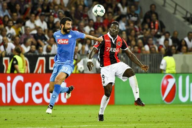 Mario Balotelli (OGC Nice) - Raul Albiol (Naples) FOOTBALL : Nice vs Naples - Ligue des Champions - Barrage Match Retour - Nice - 22 08 2017 NorbertScanella Panoramic 