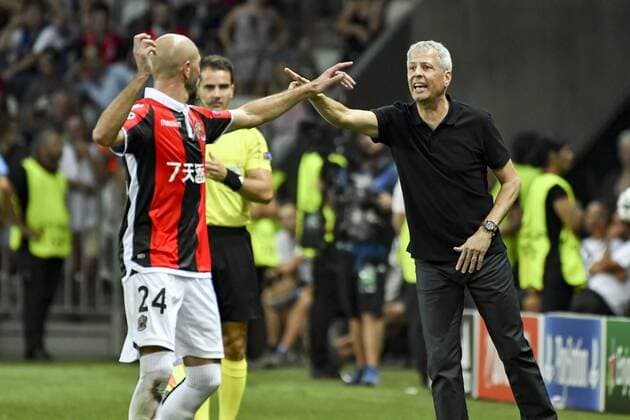 Fußball, CL Quali, OGC Nizza - SSC Neapel Lucien Favre (entraineur de l OGC Nice) - Christophe Jallet (OGC Nice) FOOTBALL : Nice vs Naples - Ligue des Champions - Barrage Match Retour - Nice - 22 08 2017 NorbertScanella Panoramic 