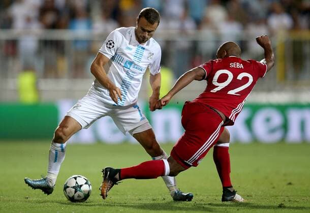 PXL_UEFA Champions League play-off, 2nd leg, HNK Rijeka - FC Olympiacos 22.08.2017., HNK Rijeka Stadium, Rijeka, Croatia - UEFA Champions League play-off, 2nd leg, HNK Rijeka - FC Olympiacos.. Zoran Kvrzic, Sebastiao de Freitas Couto Junior.  IgorxKralj PIXSELL