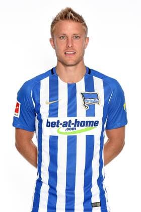 Fussball Berlin 06.07.2017 1. Bundesliga DFL GER Saison 2017 2018 Hertha BSC Berlin Porträttermin 2017 2018 Per Skjelbred Hertha BSC Portrait