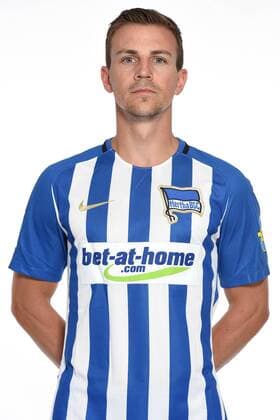 Fussball Berlin 07.07.2017 1. Bundesliga DFL GER Saison 2017 2018 Hertha BSC Berlin Porträttermin 2017 2018 Vladimir Darida Hertha BSC Portrait