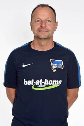 Fussball Berlin 08.07.2017 1. Bundesliga DFL GER Saison 2017 2018 Hertha BSC Berlin Porträttermin 2017 2018 Torwarttrainer Zsolt Petry Hertha BSC Portrait