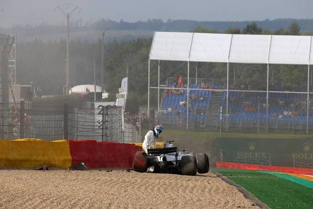 25.08.2017 - Free Practice 1, Crash, Felipe Massa (BRA) Williams FW40 Belgian Grand Prix, Spa-Francorchamps 24 - 27 August 2017 25.08.2017 - Free Practice 1, Crash, Felipe Massa (BRA) Williams FW40 