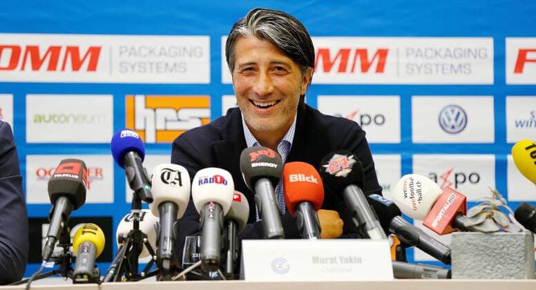 Bilder des Tages - SPORT 25.08.2017 Hotel Renaissance Zürich , SCHWEIZ , Pressekonferenz Grasshopper Club Zürich . Trainer Murat Yakin übernimmt Trainerposten beim Grasshopper Club per sofort 
