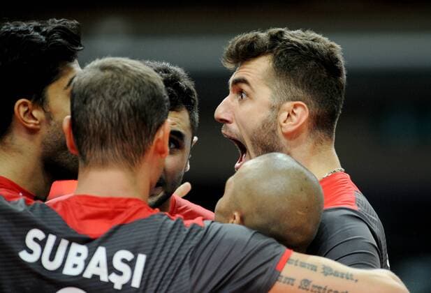 Bilder des Tages - SPORT 2017.08.25 Katowice Siatkowka mezczyzn Lotto Mistrzostwa Europy 2017 Lotto Eurovolley 2017 - Holandia - Turcja N z GUNGOR Baturalp Burak Foto Rafal Rusek PressFocus NEWSPIX.PL 2017.08.25 Katowice European Men s Volleyball Championships 2017 Netherlands - Turkey GUNGOR Baturalp Burak Credit: Rafal Rusek PressFocus --- Newspix.pl  20170825PF_RR086