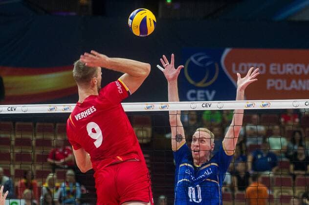 2017.08.25 KATOWICE CEV MISTRZOSTWA EUROPY W PILCE SIATKOWEJ MEZCZYZN LOTTO EUROVOLLEY POLAND 2017 FRANCJA - BELGIA NZ KEVIN LE ROUX PIETER VERHEES FOT LUKASZ KRAJEWSKI FOKUSMEDIA NEWSPIX.PL Men s volleyball. European Championship EM Europameisterschaft Poland 2017 FRANCE vs BELGIUM --- Newspix.pl  CRAJU250817_231