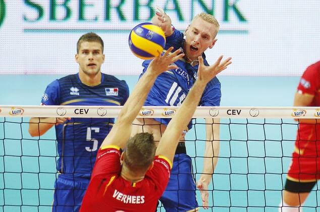 KATOWICE HALA SPODEK 25.08.2017 LOTTO EUROVOLLEY 2017 MECZ MISTRZOSTW EUROPY 2017 SIATKOWKA GRUPA D FRANCJA (niebieskie) - BELGIA (czerwone) NZ Trevor Clevenot , Kevin Le Roux . FOT TOMASZ WANTULA NEWSPIX.PL KATOWICE SPODEK 25.08.2017 VOLEYYBALL MEN S CHAMPIONSCHIP LOTTO EUROVOLLEY POLAND 2017 GROUP D FRANCE - BELGIA TOMASZ WANTULA NEWSPIX.PL --- Newspix.pl  170825WAN153