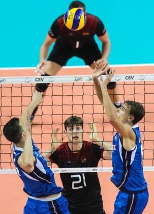 25.08.2017, Szczecin , Wlochy - Niemcy , CEV Mistrzostwa Europy w Pilce Siatkowej mezczyzn Lotto Eurovolley Poland 2017 , Volleyball European Championships Poland 2017 , Germany - Italy , N Z Somone Giannelli (ITA), Filippo Lanza (ITA), Tobias Krick (GER) , FOT. Adam Jastrzebowski newspix.pl --- Newspix.pl  20170825_awj_389