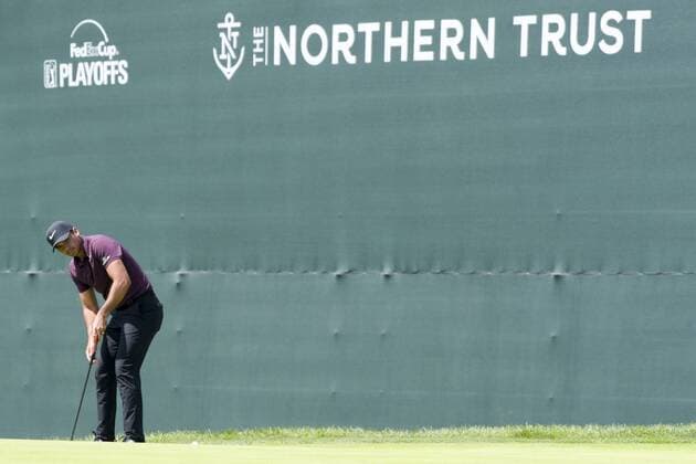 August 26, 2017 - Old Westbury, New York, U.S - Jason Day putting on the 8th green during the third round of The Northern Trust at Glen Oaks Club in Old Westbury, NY. GOLF 2017 - The Northern Trust - Third Round - ZUMAc119 20170826_zaf_c119_010 Copyright: xBrianxCianciox
