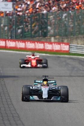 Lewis Hamilton (Mercedes AMG Petronas Formula One Team) vor Sebastian Vettel (Scuderia Ferrari), Grosser Preis von Belgien 2017, Rennen, Motorsport, Formel 1, 27.08.2017, Spa Francorchamps Copyright: xEibner-Pressefoto AlexanderxNeisx EP_ANS