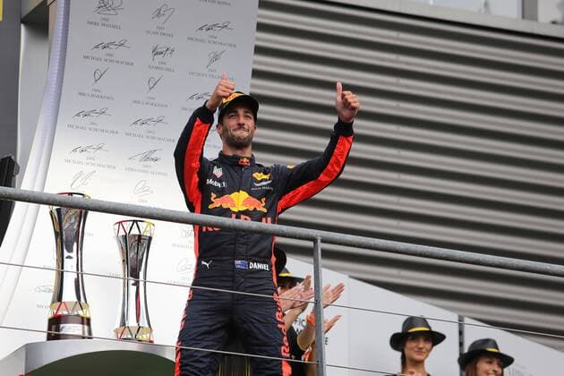 27.08.2017 - Race, 3rd place Daniel Ricciardo (AUS) Red Bull Racing RB13 Belgian Grand Prix, Spa-Francorchamps 24 - 27 August 2017 27.08.2017 - Race, 3rd place Daniel Ricciardo (AUS) Red Bull Racing RB13 