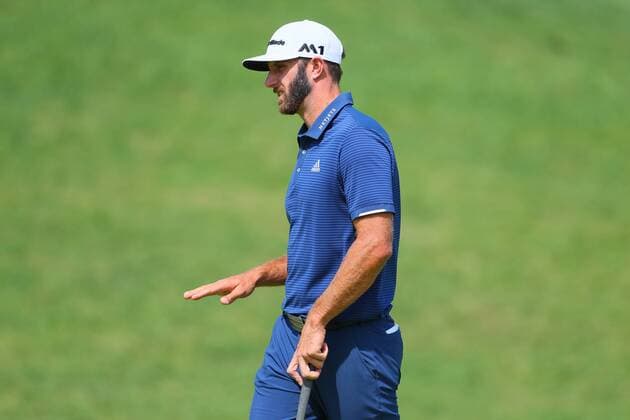 OLD WESTBURY, NY - AUGUST 27: Dustin Johnson reacts after missing a putt at the second hole during the final round of The Northern Trust PGA Golf Herren Golf Tournament on August 27, 2017 at Glen Oaks Club in Old Westbury, NY. (Photo by Rich Graessle Icon Sportswire) GOLF: AUG 27 PGA - The Northern Trust - Final Round Icon082617136 EDITORIAL USE ONLY