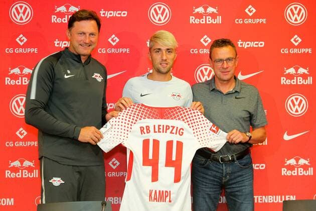 RBLeipzig - PK Fussball 1.BL Leipzig, 31.08.2017, Red Bull Akademie Leipzig, Fussball, 1.Bundesliga, RB Leipzig - Pressekonferenz Vorstellung Kevin Kampl, Im Bild v.l.: Trainer Ralph Hasenhüttl Hasenhuettl, RB Leipzig, Neuzugang Kevin Kampl und Sportdirektor Ralf Rangnick (RB Leipzig) ,