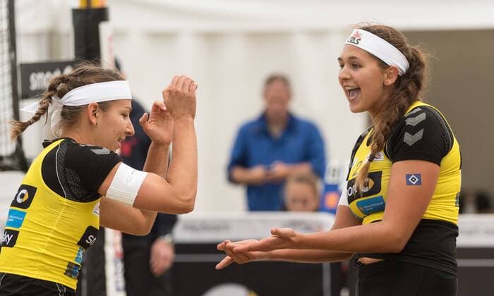 Deutsche smart Beach-Volleyball Meisterschaften Timmendorfer-Strand am 31.08.2017 Julia Grossner (Hamburger SV), Nadja Glenzke (Hamburger SV); Deutsche smart Beach-Volleyball Meisterschaften am 31.08.2017, Ahmann-Hager-Arena, Timmendorfer-Strand. xPWx