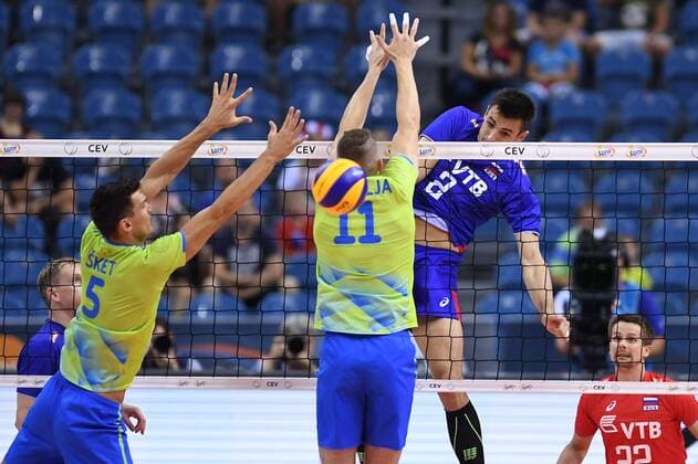 2017.08.31 Krakow Siatkowka , Mistrzostwa Europy mezczyzn 2017 , LOTTO Eurovolley Poland 2017 Rosja - Slowenia N z Alen Sket, Danijel Koncilja of Slovenia and Ilia Vlasov of Russia Foto Krzysztof Porebski PressFocus NEWSPIX.PL 2017.08.31 Krakow Volleyball , CEV Volleyball European Championship EM Europameisterschaft - Men , LOTTO Eurovolley Poland 2017 Russia - Slovenia Alen Sket, Danijel Koncilja of Slovenia and Ilia Vlasov of Russia Credit: Krzysztof Porebski PressFocus --- Newspix.pl  20170831PF_KP111