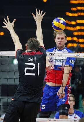 KATOWICE HALA SPODEK 31.08.2017 LOTTO EUROVOLLEY 2017 MECZ MISTRZOSTW EUROPY 2017 SIATKOWKA 1 4 FINALU NIEMCY (czarne) - CZECHY (bialo-niebieskie) NZ Tobias Krick , Radek Mach . FOT TOMASZ WANTULA NEWSPIX.PL KATOWICE SPODEK 31.08.2017 VOLEYYBALL MEN S CHAMPIONSCHIP LOTTO EUROVOLLEY POLAND 2017 QUARTERFINAL GERMANY - CZECH REPUBLIC TOMASZ WANTULA NEWSPIX.PL --- Newspix.pl  170831WAN062