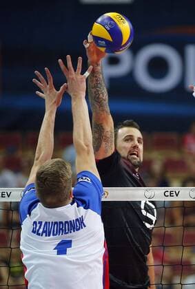 KATOWICE HALA SPODEK 31.08.2017 LOTTO EUROVOLLEY 2017 MECZ MISTRZOSTW EUROPY 2017 SIATKOWKA 1 4 FINALU NIEMCY (czarne) - CZECHY (bialo-niebieskie) NZ Donovan Dzavoronok , Gyorgy Grozer . FOT TOMASZ WANTULA NEWSPIX.PL KATOWICE SPODEK 31.08.2017 VOLEYYBALL MEN S CHAMPIONSCHIP LOTTO EUROVOLLEY POLAND 2017 QUARTERFINAL GERMANY - CZECH REPUBLIC TOMASZ WANTULA NEWSPIX.PL --- Newspix.pl  170831WAN069