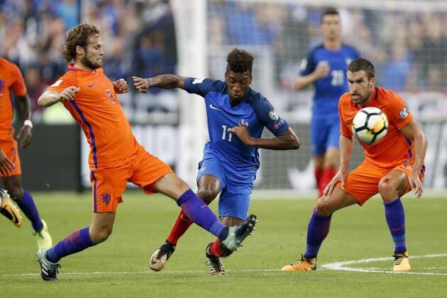 (L-R) Daley Blind of Holland, Kingsley Coman of France, Kevin Strootman of Holland during the FIFA World Cup WM Weltmeisterschaft Fussball 2018 qualifying match between France and Netherlands on August 31, 2017 at Stade de France in Saint Denis, France France v Netherlands FIFA World Cup 2018 qualifying group A 2017 2018 xVIxVIxImagesx xMauricexvanxSteenxIVx 8615385