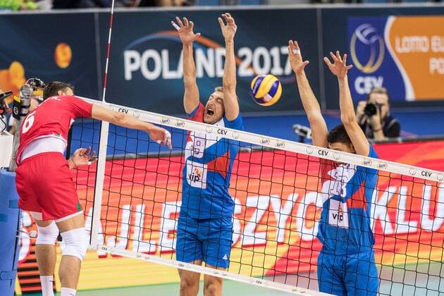 Volleyball EM, Serbien - Bulgarien 2017.08.31 KRAKOW CEV MISTRZOSTWA EUROPY W PILCE SIATKOWEJ MEZCZYZN LOTTO EUROVOLLEY POLAND 2017 SERBIA - BULGARIA NZ NIKOLA JOVOVIC MARK PODRASCANIN FOT MICHAL STAWOWIAK FOKUSMEDIA NEWSPIX.PL --- Newspix.pl  170831MIS617