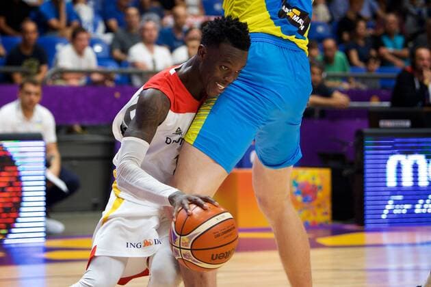 EuroBasket 2022, DBB, Historie, EM - Historie Basketball Tel Aviv 31.08.2017 Eurobasket 2017 Europameisterschaft der Herren Vorrunde Deutschland (GER) - Ukraine (UKR) Dennis Schröder Schroeder (Deutschland, No.17) Schröder Artem PUSTOVYI (Ukraine, No.23)