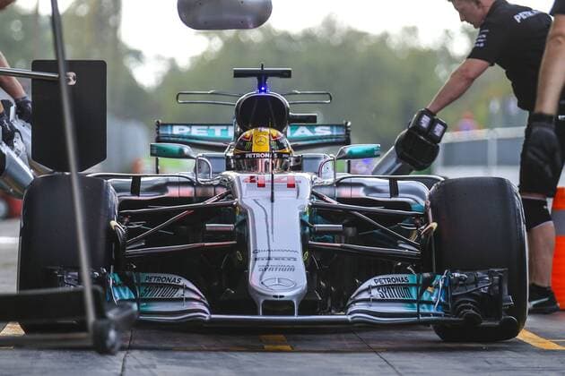 Motorsports: FIA Formula One World Championship WM Weltmeisterschaft 2017, Grand Prix of Italy, 44 Lewis Hamilton (GBR, Mercedes AMG Petronas F1 Team), Monza Italy xHOCHxZWEIx
