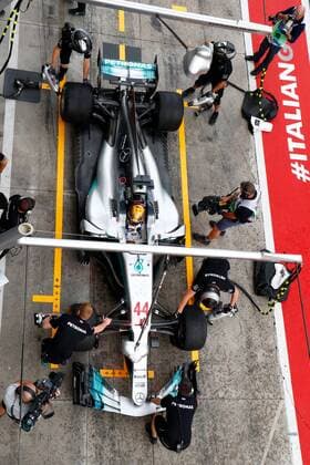 Motorsports: FIA Formula One World Championship WM Weltmeisterschaft 2017, Grand Prix of Italy, 44 Lewis Hamilton (GBR, Mercedes AMG Petronas F1 Team), Monza Italy xHOCHxZWEIx
