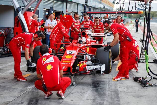 Sebastian Vettel (Scuderia Ferrari) kommt an die Box, Grosser Preis von Italien 2017, Rennen, Motorsport, Formel 1, 01.09.2017, Monza Copyright: xNeisx Eibner-Pressefotox EP_ans