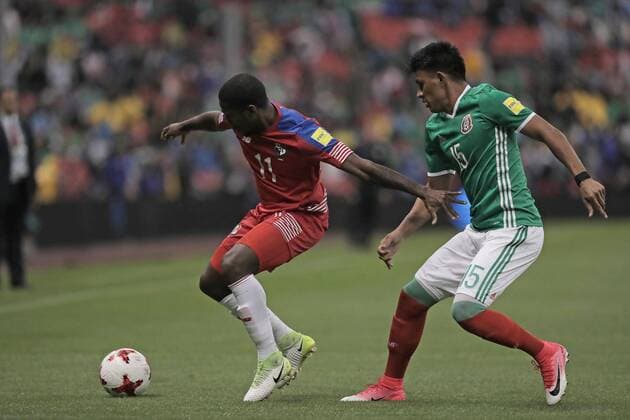 September 1, 2017 - EUM20170109DEP14.JPG.CIUDAD DE MEXICO.- Soccer Futbol-Seleccion Mexicana.- 1 de septiembre de 2017. Acciones del encuentro entre las selecciones de Mexico y Panama en el estadio Azteca, correspondiente al Hexagonal Final de la Concacaf rumbo al Mundial de Rusia 2018. Los jugadores JESÃöS DANIEL GALLARDO (Mexico) y Armando Cooper (Panama). Foto: Agencia EL UNIVERSAL RCC. Latin News: September 1, 2017  - ZUMAu78_ 20170901_zaf_u78_085 Copyright: xAlejandroxAcostax