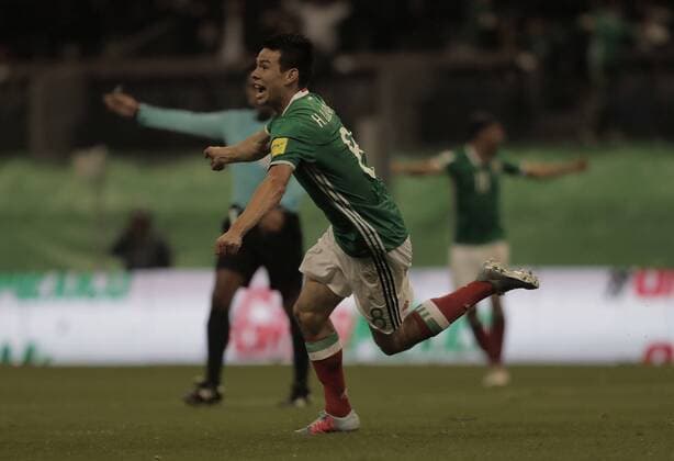September 1, 2017 - EUM20170901DEP18.JPG.CIUDAD DE MEXICO Soccer Futbol-Seleccion Mexicana Concacaf.- Hirving Lozano festeja su gol ante Panama, partido correspondiente a las eliminatorias de Concacaf rumbo a Rusia 2017, el viernes 1 de septiembre de 2017 en el Estadio Azteca. Tras 90 minutos, Mexico derroto 1-0 a Panama y consiguio la clasificacion al Mundial. Foto: Agencia EL UNIVERSAL Luis Cortes EVZ Latin News: September 1, 2017  - ZUMAu78_ 20170901_zaf_u78_108 Copyright: xAlejandroxAcostax