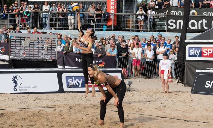 Deutsche smart Beach-Volleyball Meisterschaften Timmendorfer-Strand am 02.09.2017 Kira Walkenhorst (Hamburger SV), Laura Ludwig (Hamburger SV); Deutsche smart Beach-Volleyball Meisterschaften am 02.09.2017, Ahmann-Hager-Arena, Timmendorfer-Strand. xPWx