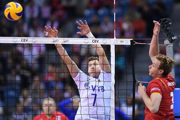 2017.09.02 Krakow Siatkowka , Mistrzostwa Europy mezczyzn 2017 , LOTTO Eurovolley Poland 2017 Rosja - Belgia N z Dmitrii Volkov of Russia and Sam Deroo of Belgium Foto Krzysztof Porebski PressFocus 2017.09.02 Krakow Volleyball , CEV Volleyball European Championship EM Europameisterschaft - Men , LOTTO Eurovolley Poland 2017 Russia - Belgium Dmitrii Volkov of Russia and Sam Deroo of Belgium Credit: Krzysztof Porebski PressFocus NEWSPIX.PL --- Newspix.pl FRANCE OUT!  20170902PF_KP229