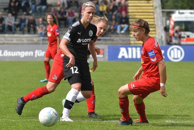 03.09.2017, xblx, Fussball 1.Bundesliga Damen, 1. FFC Frankfurt - 1. FC Koeln, emspor v.l. Kristina Hild (1.FC Köln), Sophie Schmidt (1. FFC Frankfurt), Anne Hopfengaertner (1.FC Köln) Frankfurt am Main