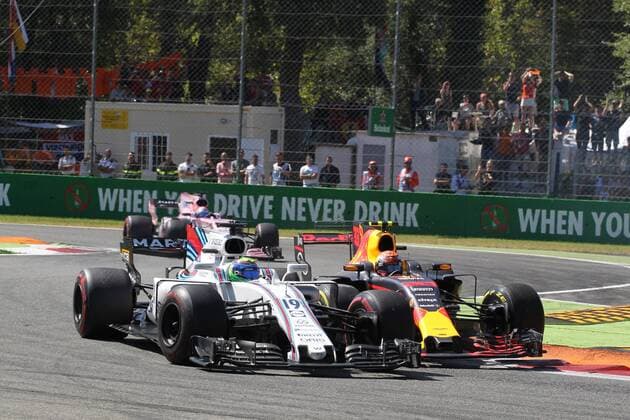 03.09.2017- Race, Max Verstappen (NED) Red Bull Racing RB13 vs Felipe Massa (BRA) Williams F1 Team FW40 Italian Grand Prix, Monza 31 August - 03 September 2017 03.09.2017- Race, Max Verstappen (NED) Red Bull Racing RB13 vs Felipe Massa (BRA) Williams F1 Team FW40 