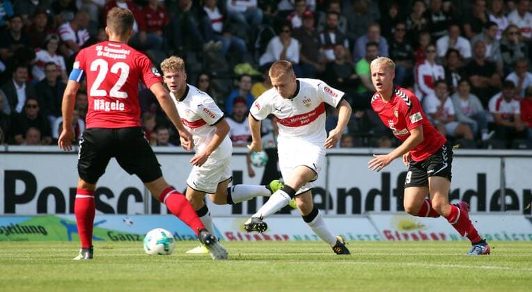 SG Sonnenhof Großaspach - VfB Stuttgart Deutschland, Stuttgart, 03.09.2017, 1. Fussball-Bundesliga, Saison 2017 2018, Testspiel, SG Sonnenhof Großaspach - VfB Stuttgart: mi. Santiago Ascacibar (VfB Stuttgart).