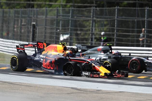 3rd September 2017, Autodromo Nazionale Monza, Monza; Italian Grand Prix, Race Day; Max Verstappen - Red Bull Racing with flat tyre xOctanex  ActionPlus11925657