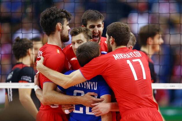 Krakow , Tauron Arena 03.09.2017 siatkowka Mistrzostwa Europy CEV 2017 Final Niemcy - Rosja NZ radosc Rosja , celebration FOT Michal Nowak Newspix.pl Krakow , Tauron Arena 03.09.2017 sport volleyball 2017 CEV Volleyball European Championship EM Europameisterschaft - Men The final game , golden medal match Germany - Russia photo by Michal Nowak Newspix.pl --- Newspix.pl FRANCE OUT!  170903MIN145