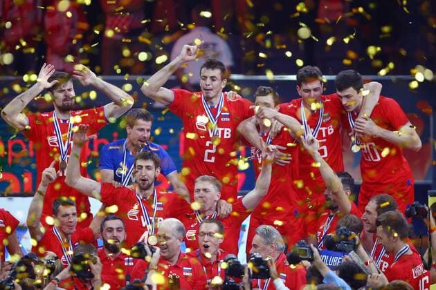 Themen der Woche - SPORT Bilder des Tages - SPORT Krakow , Tauron Arena 03.09.2017 siatkowka Mistrzostwa Europy CEV 2017 Final Niemcy - Rosja NZ ceremonia medalowa , Rosja wygrala mistrzostwo Europy , zloty medal FOT Michal Nowak Newspix.pl Krakow , Tauron Arena 03.09.2017 sport volleyball 2017 CEV Volleyball European Championship EM Europameisterschaft - Men The final game , golden medal match Germany - Russia photo by Michal Nowak Newspix.pl --- Newspix.pl FRANCE OUT!  170903MIN187