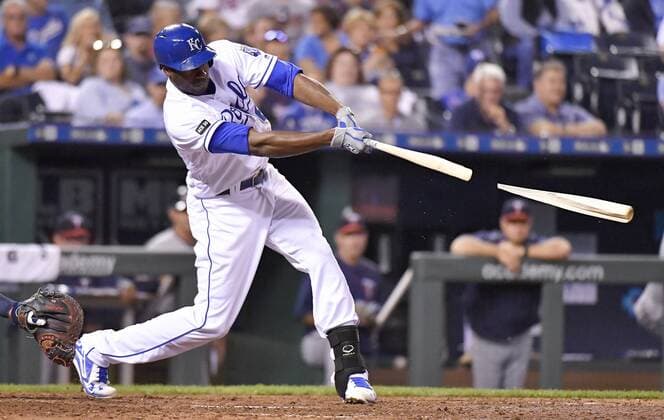 September 7, 2017 - Kansas City, MO, USA - The Kansas City Royals Lorenzo Cain breaks his bat on a ground out to end the fifth inning against the Minnesota Twins at Kauffman Stadium in Kansas City, Mo., on Thursday, Sept. 7, 2017. Minnesota at Kansas City - ZUMAm67_ 20170907_zaf_m67_010 Copyright: xJohnxSleezerx