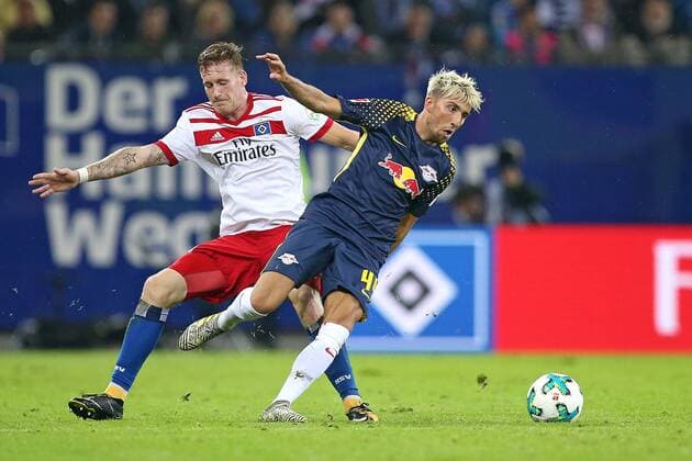 08 09 2017 Football 1 Bundesliga 2017 2018 3 Matchday Hamburg SV RB Leipzig in People u0026 39;s Park Stadium Hamburg v l André Cock Hamburg against Kevin Kampl RB Leipzig