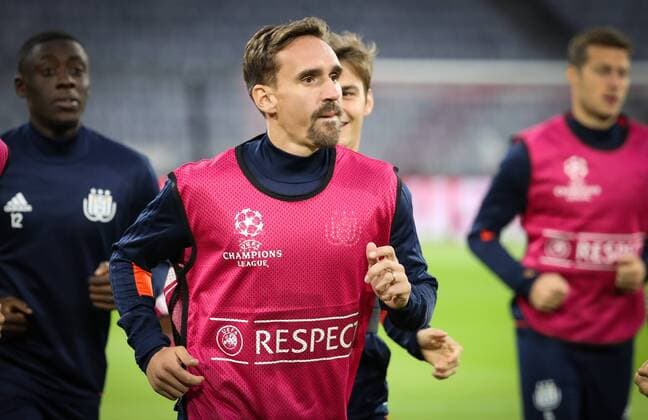 Anderlecht s Sven Kums pictured in action during a training session of Belgian soccer team RSC Anderlecht, Monday 11 September 2017 in Munich, Germany. Tomorrow Anderlecht is playing the first game in the group stage (Group B) of the UEFA Champions League competition against German club Bayern Munich. VIRGINIExLEFOUR  x05163156x