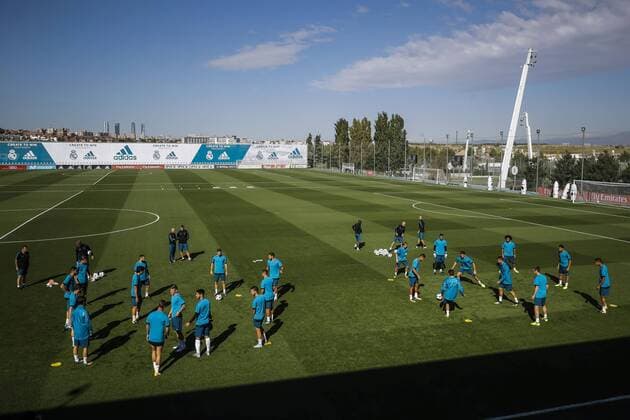 Real Madrid s players take part in a training session of the team at the Valdebebas sports facilities in Madrid, Spain, on 12 September 2017. Real Madrid will face Apoel FC in a UEFA Champions League s groups stage match on 13 September 2017. Real Madrid training session !ACHTUNG: NUR REDAKTIONELLE NUTZUNG!  Copyright: xEmilioxNaranjox GRA082 20170912-636408154526338951