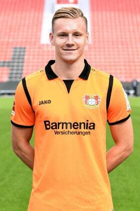 Football ger 1 BL Portrait session 2017 2018 Bayer Leverkusen Bernd Leno Lev Single Portrait Portrait
