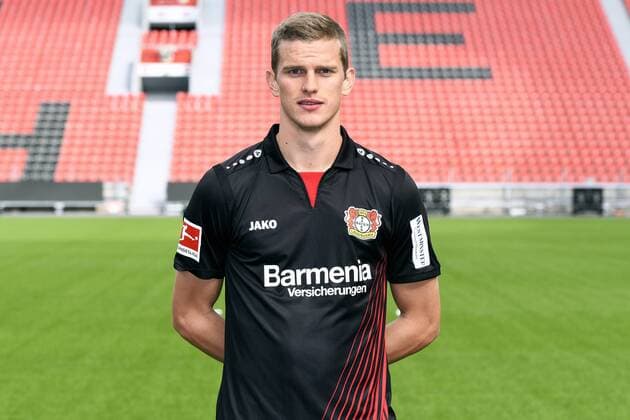 Football ger 1 BL Portrait session 2017 2018 Bayer Leverkusen Sven Bender Lev Single Portrait Portrait