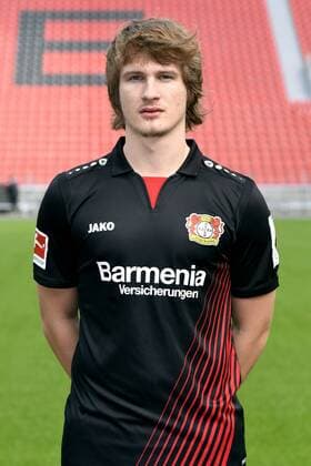 Football ger 1 BL Portrait session 2017 2018 Bayer Leverkusen Tin Jedvaj Lev Single Portrait Portrait